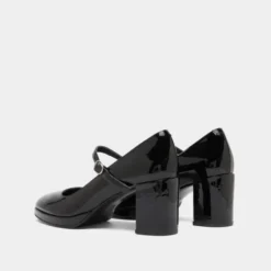Babies à talons