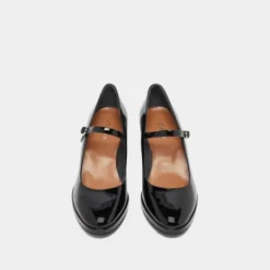 Babies à talons