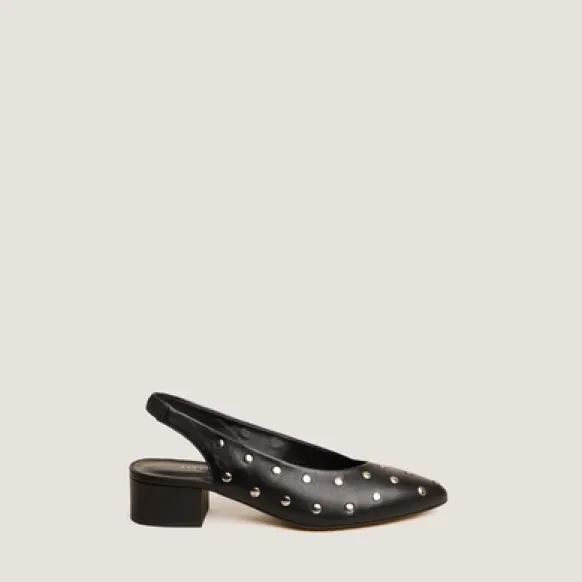 Ballerines à bouts pointus et rivets