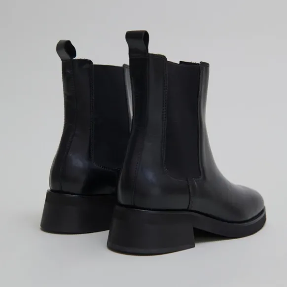 Boots à bouts arrondis et élastiques
