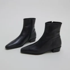 Boots à bouts pointus