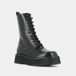 Boots à lacets et semelles épaisses