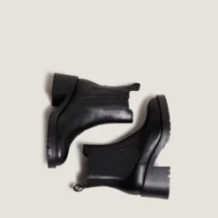 Boots à larges élastiques