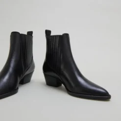 Boots à petits talons biseautés et élast...