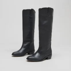 Bottes hautes à bouts ovales