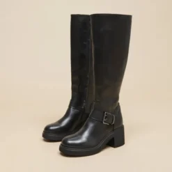 Bottes à semelles épaisses et boucles la...