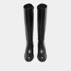 Bottes à talons et à bouts ronds
