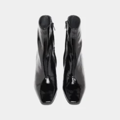 Bottines à bouts pointus