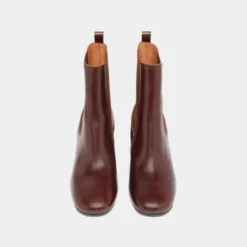 Bottines à talons et élastiques