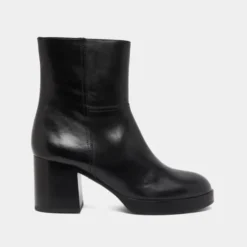 Bottines à talons flare