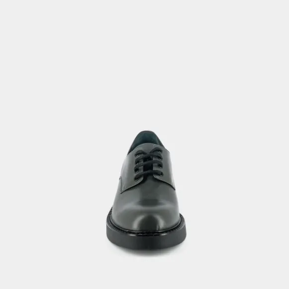Derbies à lacets et semelles épaisses