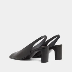 Escarpins slingbacks