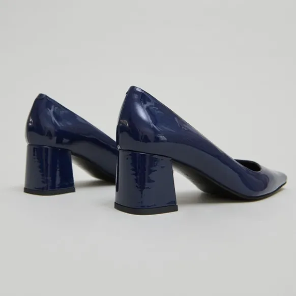 Escarpins à talons recouverts