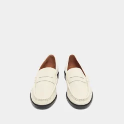 Mocassins à bouts ronds et froncés