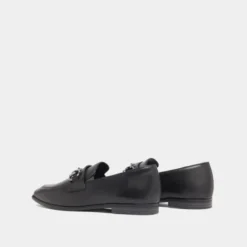 Mocassins à mors et bouts carrés
