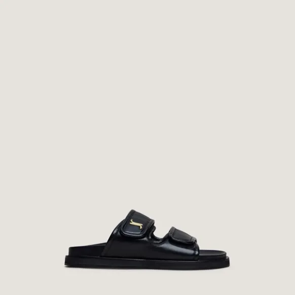 Mules à monogrammes