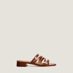 Mules à petits talons et brides fines