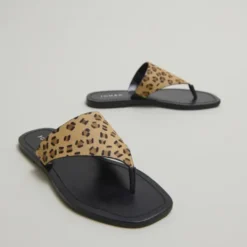 Nu-pieds à entredoigt