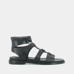 Sandales à empiècements et lacets