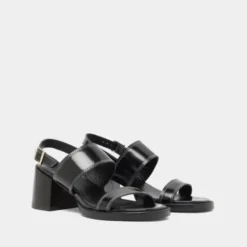 Sandales à talons