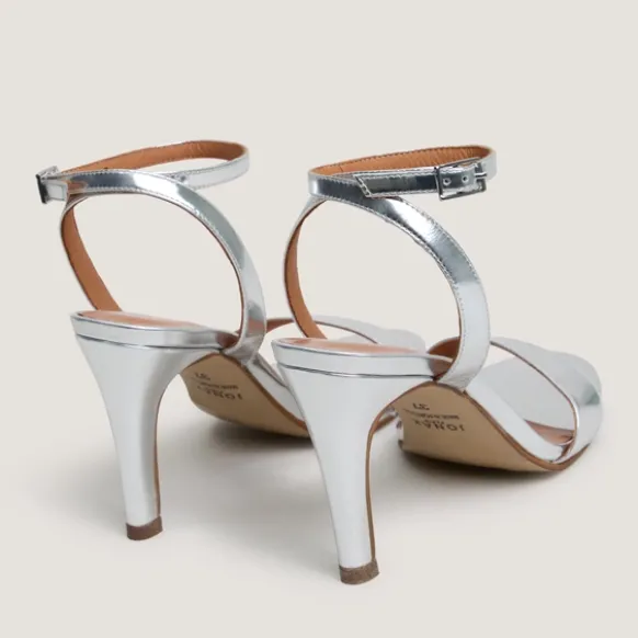 Sandales à talons hauts et brides chevilles